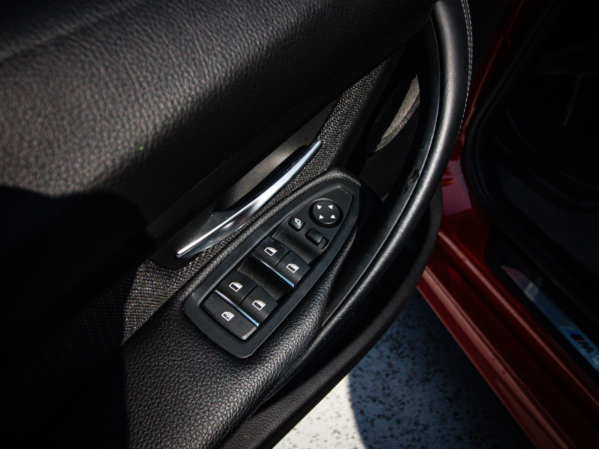 Used 2018 BMW M3 RWD image 15