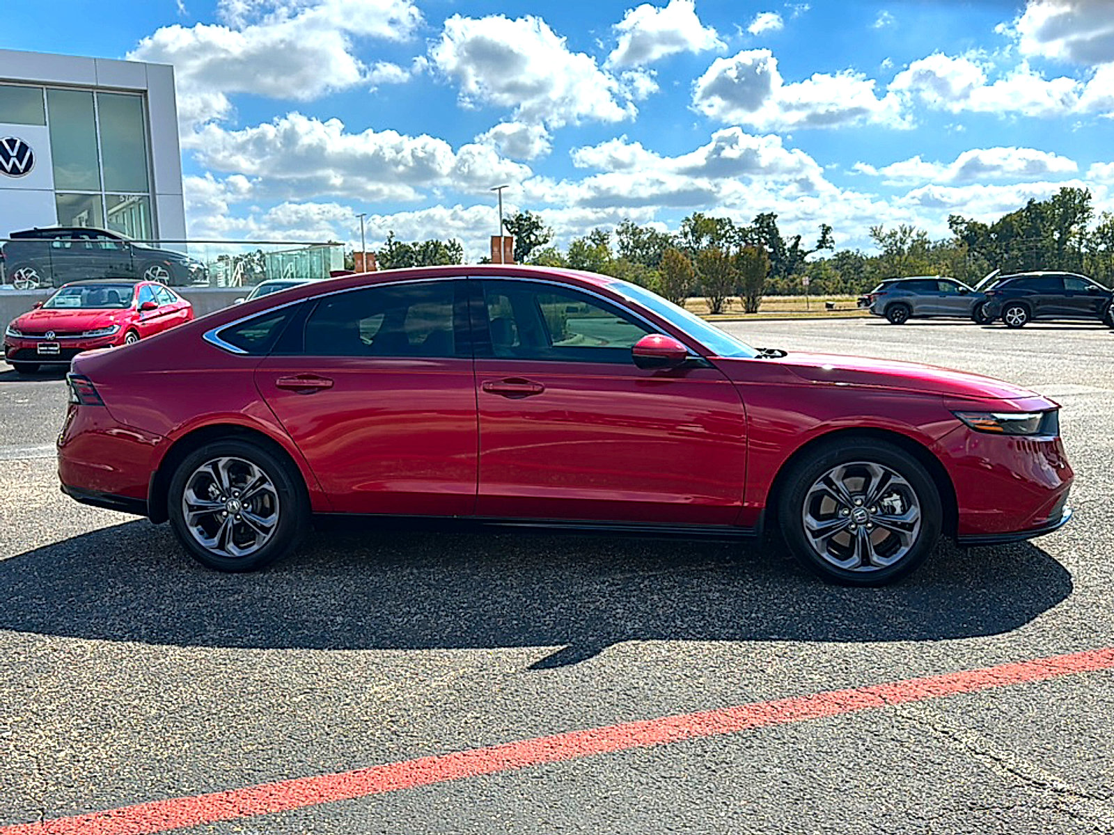 Used 2023 Honda Accord EX-L image 9