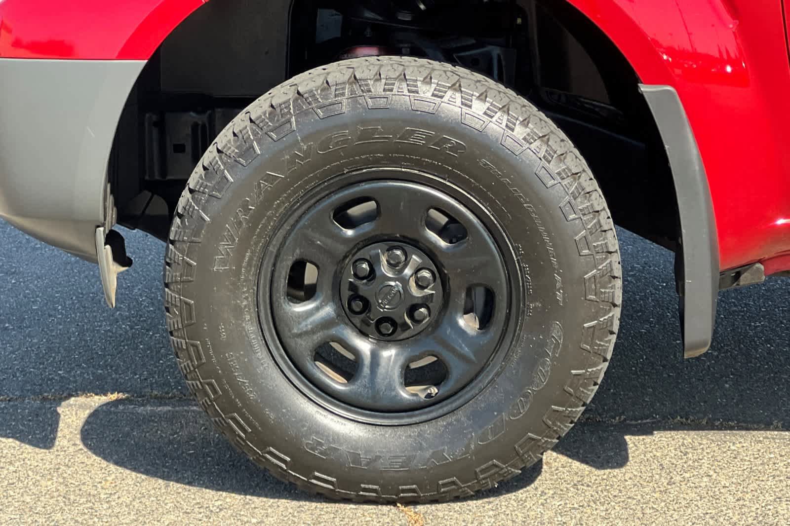 Used 2012 Nissan Frontier S RWD image 28
