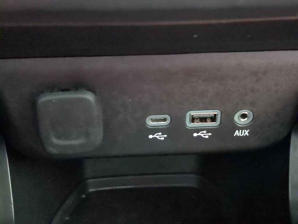 Used 2021 Chevrolet TrailBlazer LT w/ Convenience Package image 23