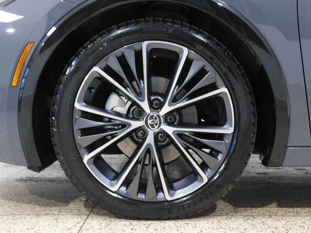 Used 2024 Toyota Prius XLE image 24