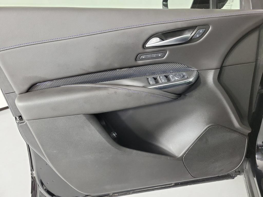 Certified 2024 Cadillac XT4 Sport FWD image 18