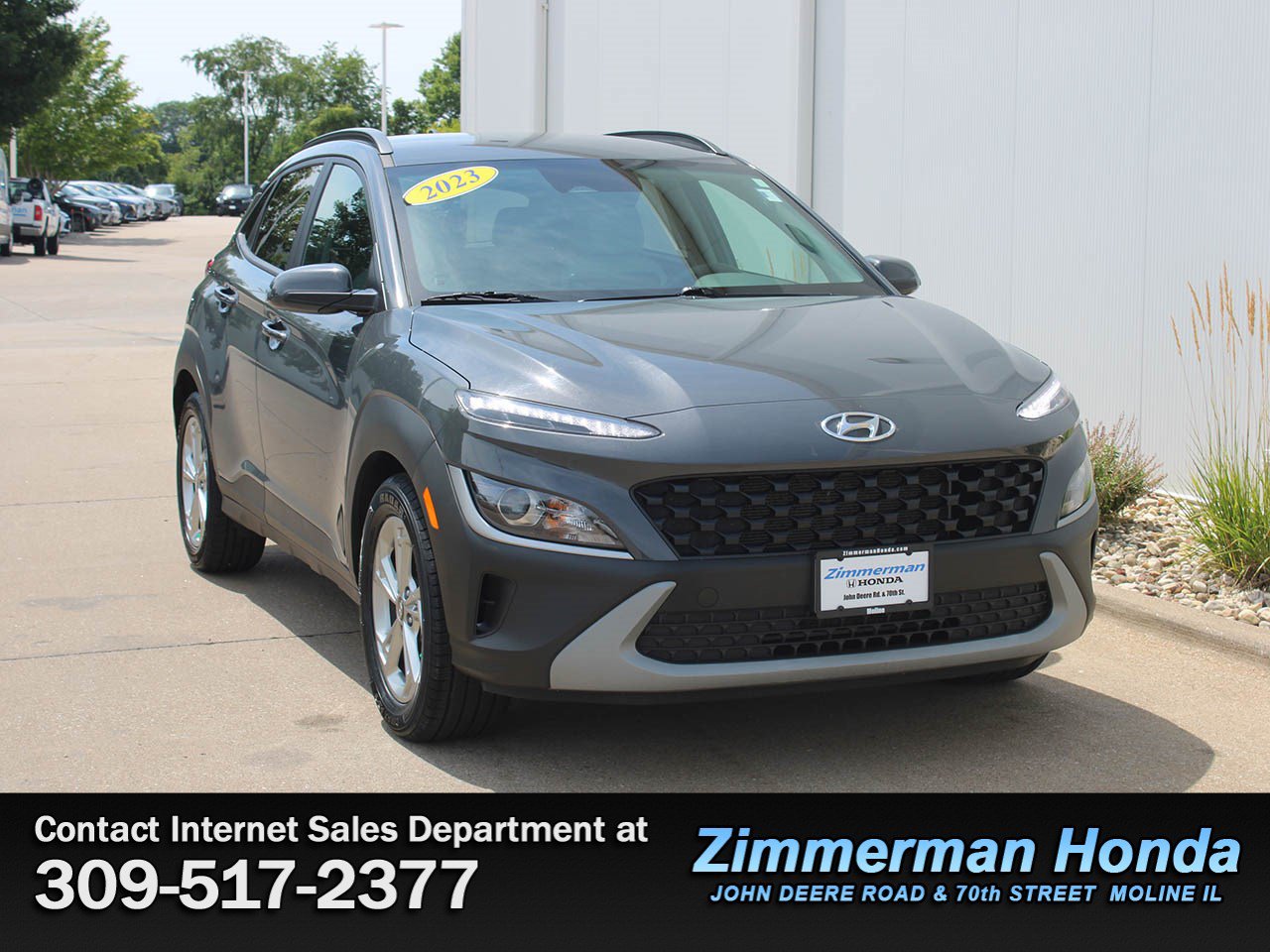 Used 2023 Hyundai Kona SEL w/ Cargo Package FWD image 3