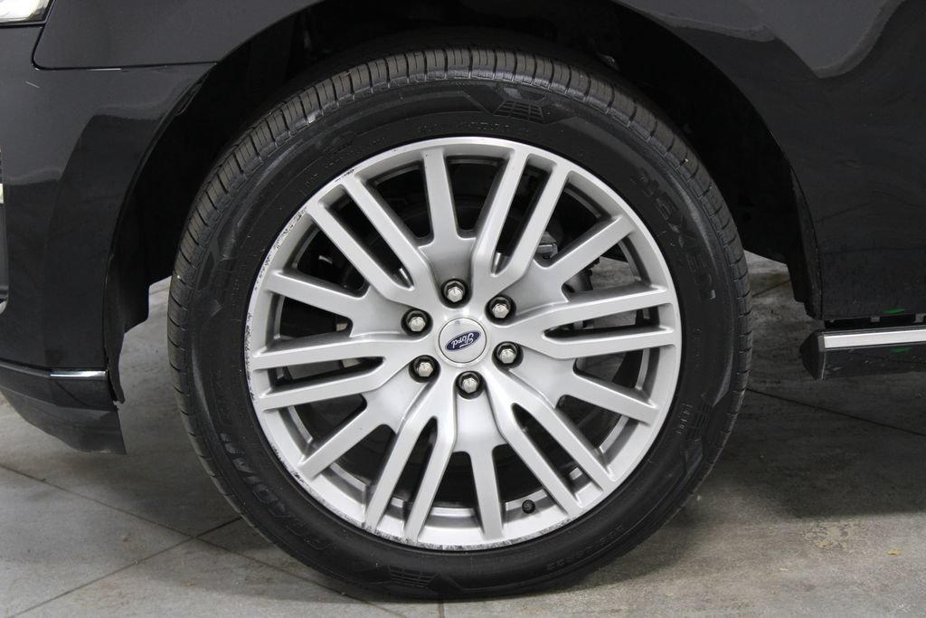 Used 2022 Ford Expedition Platinum AWD/4WD image 19