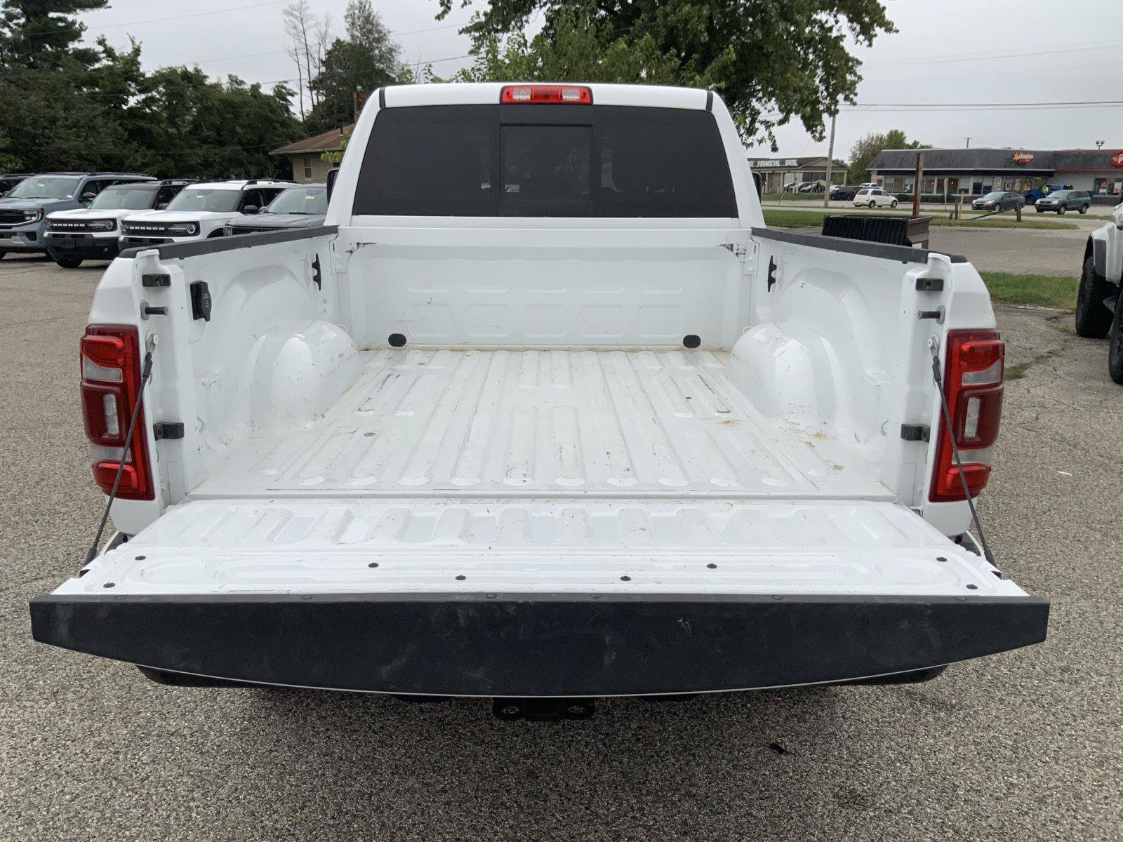 Used 2024 RAM 2500 Laramie w/ Safety Group AWD/4WD image 11
