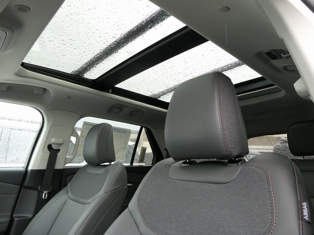 New 2025 Ford Explorer Active w/ Active Comfort Package image 30