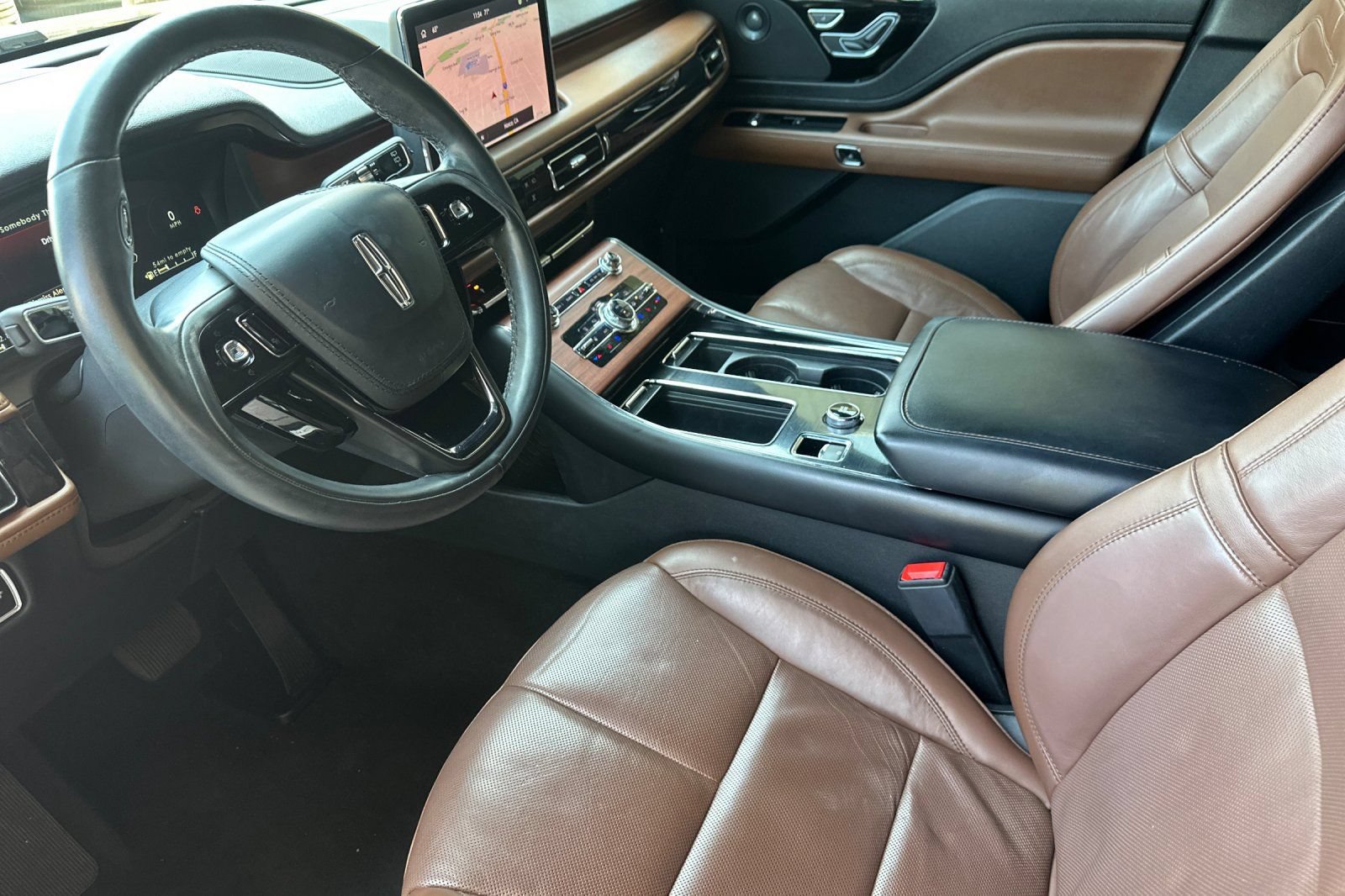 Used 2023 Lincoln Aviator Reserve w/ Equipment Group 201A RWD image 10