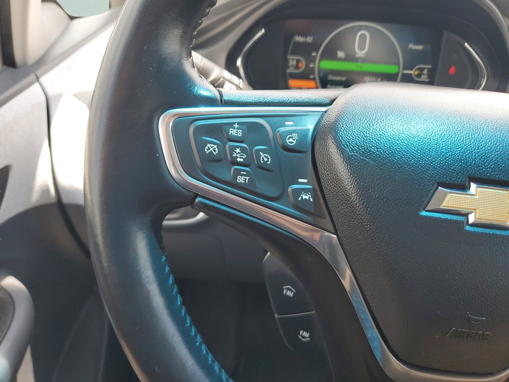 Used 2020 Chevrolet Bolt Premier w/ Infotainment Package image 19