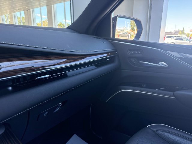 Used 2024 Cadillac Escalade Premium Luxury w/ LPO, Floor Liner Package AWD/4WD image 51