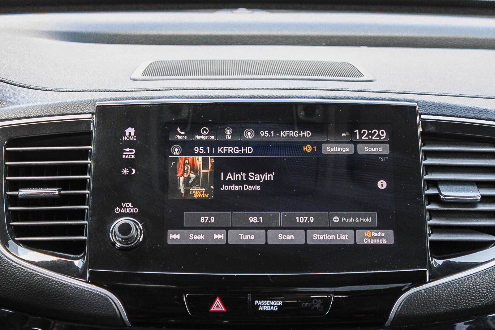 Certified 2022 Honda Pilot Elite image 16