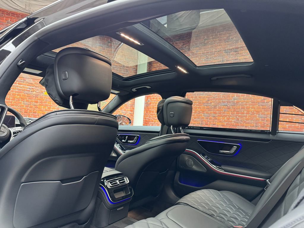New 2026 Mercedes-Benz S 580 4MATIC Sedan image 3