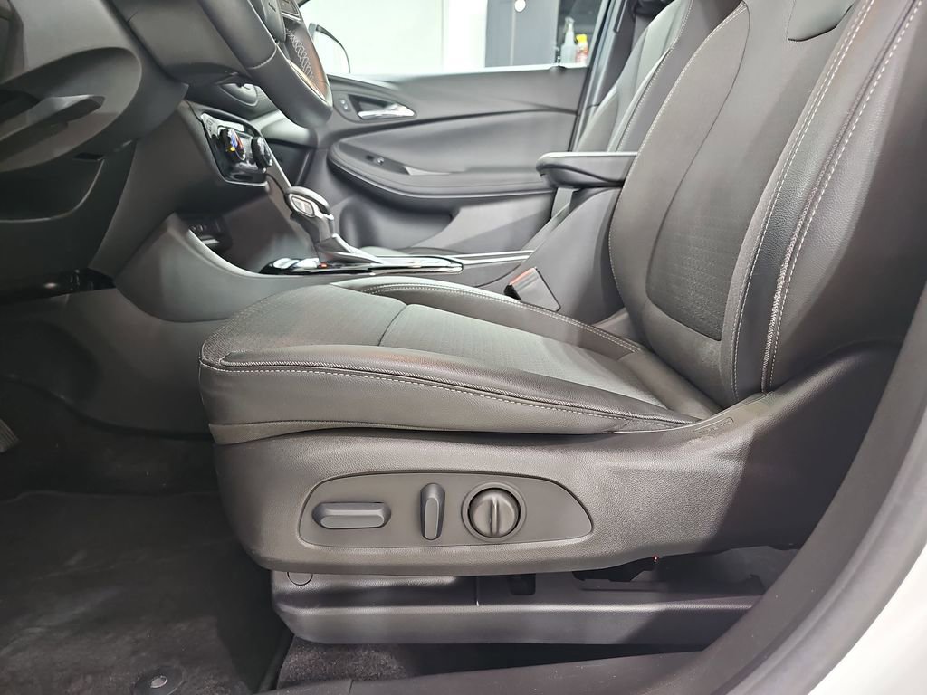 Certified 2023 Buick Encore GX Preferred w/ Cold Weather Comfort Package image 33