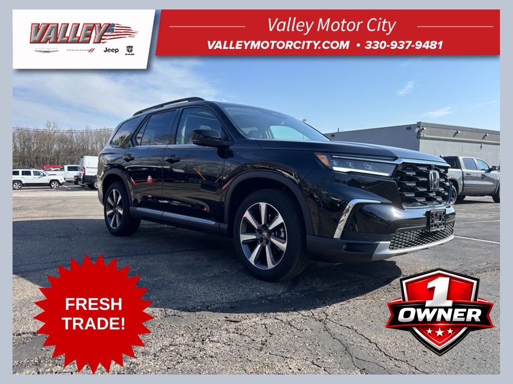 Used 2025 Honda Pilot Elite image 1