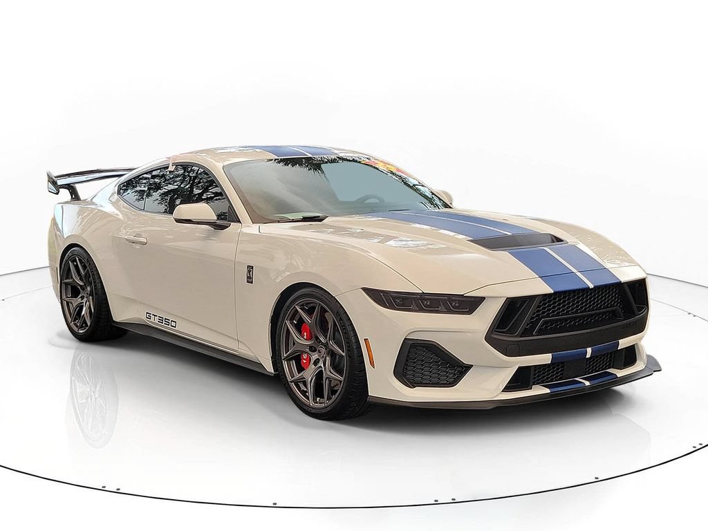 Used 2025 Ford Mustang GT Premium w/ GT Performance Package RWD image 2