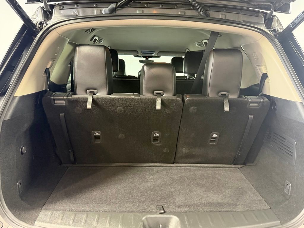 Used 2023 Nissan Pathfinder SL image 27