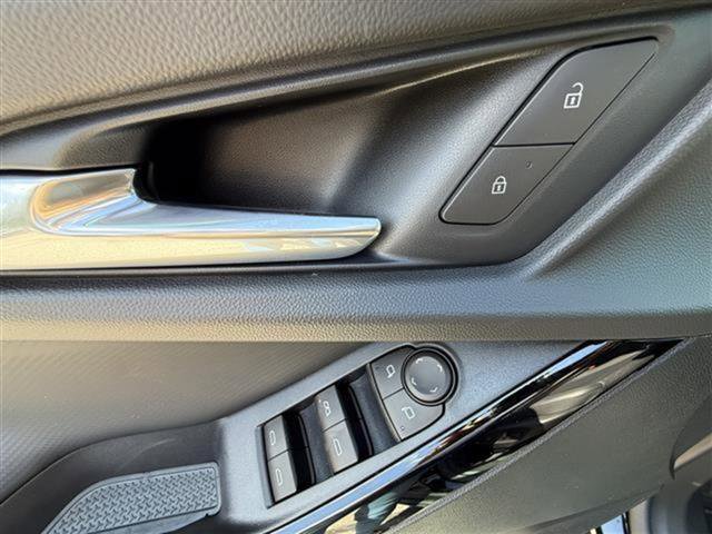 New 2026 Chevrolet Equinox LT w/ Convenience Package II image 13