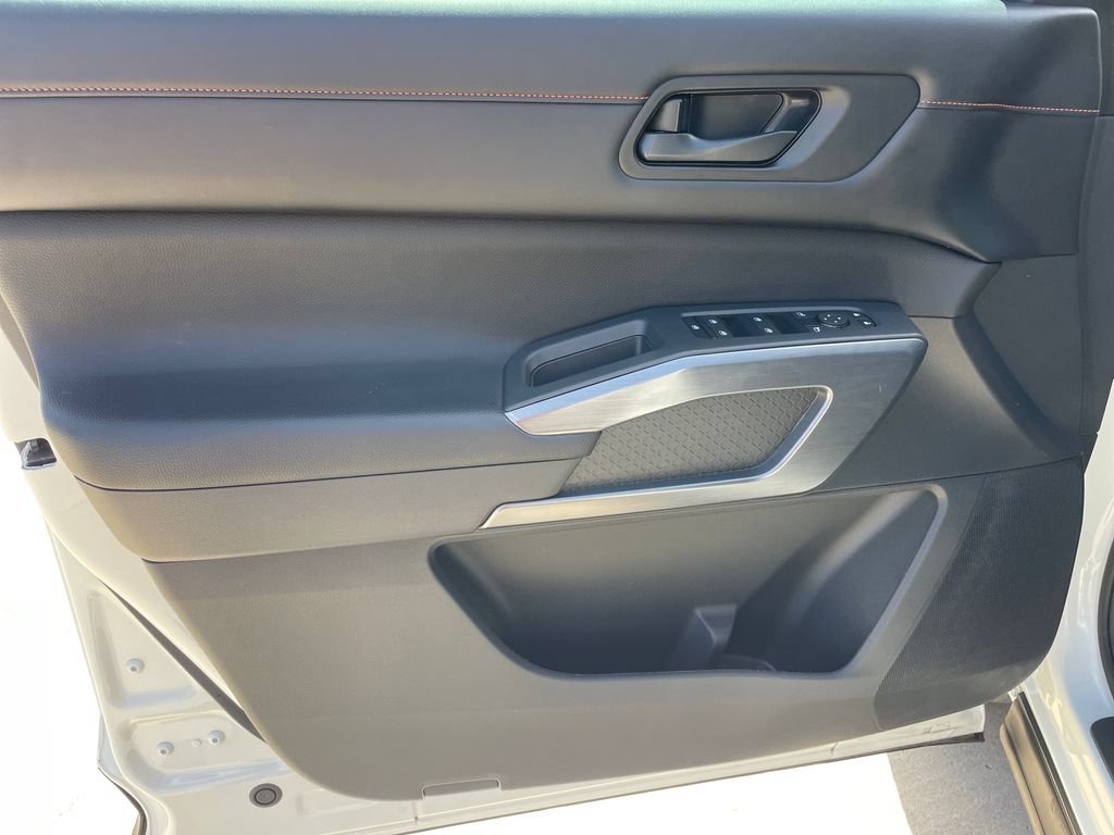 Certified 2024 Nissan Pathfinder Rock Creek AWD/4WD image 10