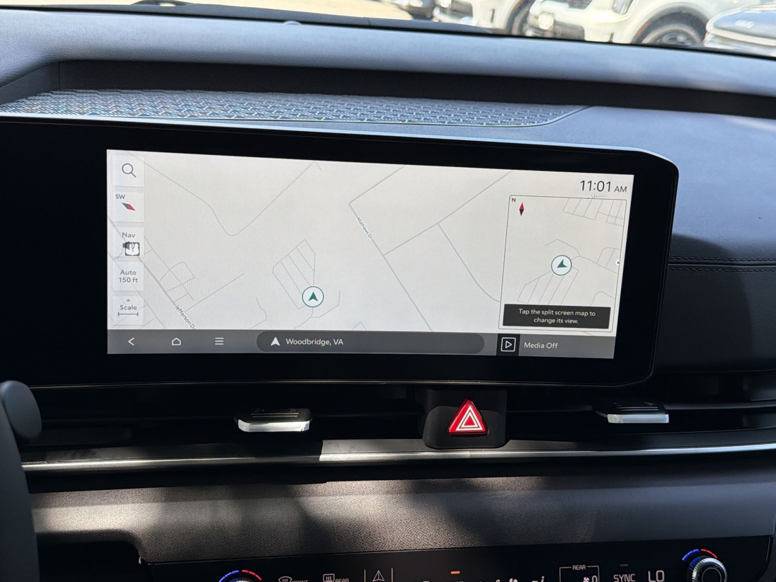 New 2026 Kia Carnival SX FWD image 23
