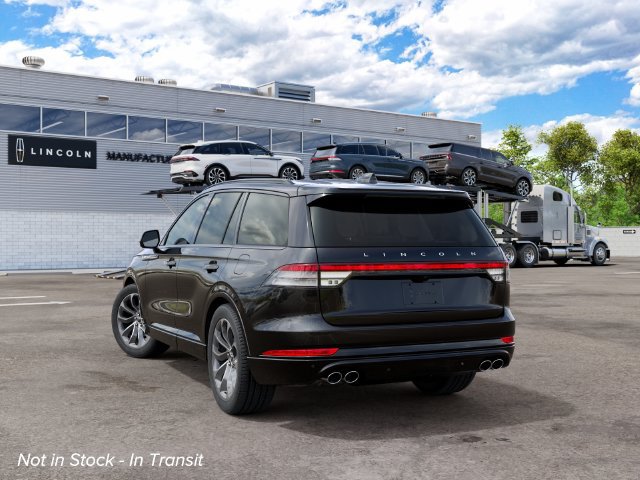 New 2027 Lincoln Aviator AWD w/ Jet Appearance Package image 8