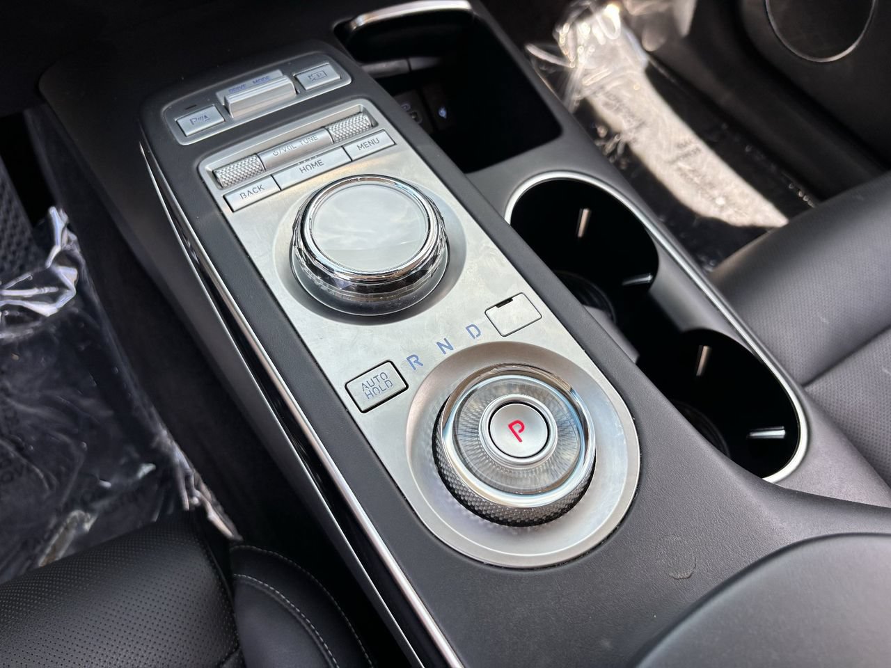 Used 2025 Genesis GV70 2.5T AWD/4WD image 24