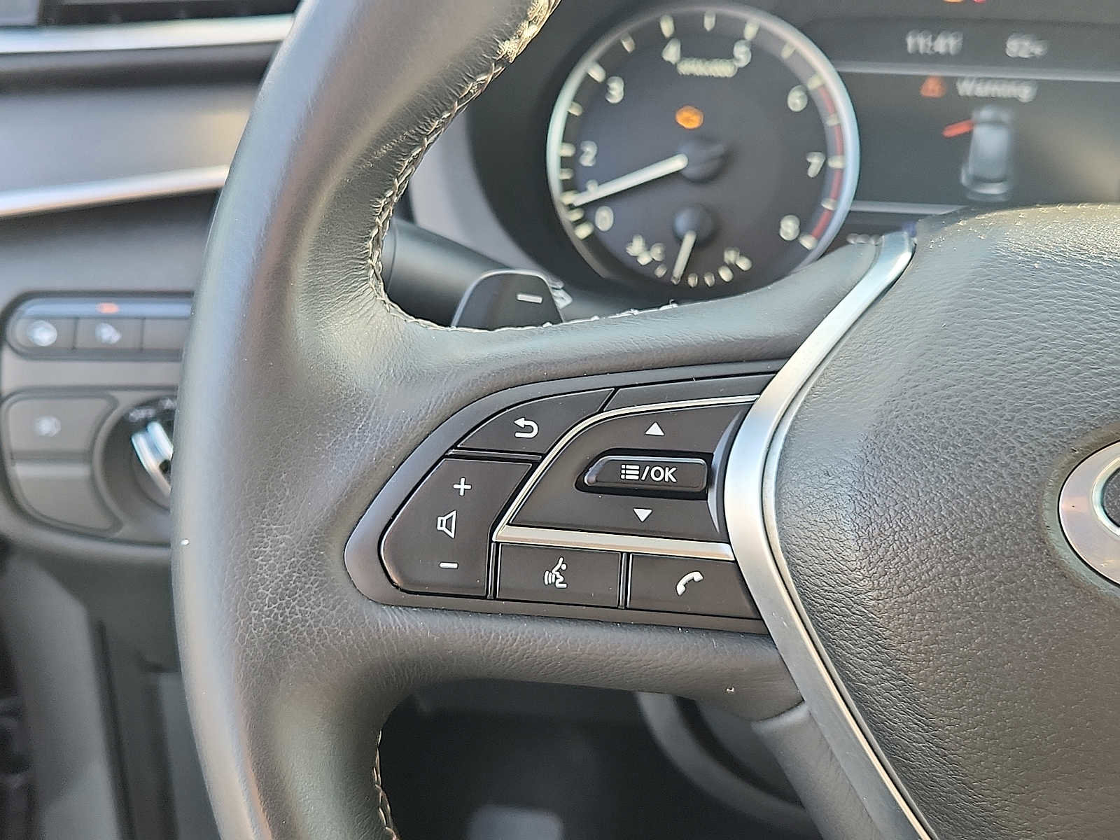 Used 2022 INFINITI QX50 Luxe AWD/4WD image 19