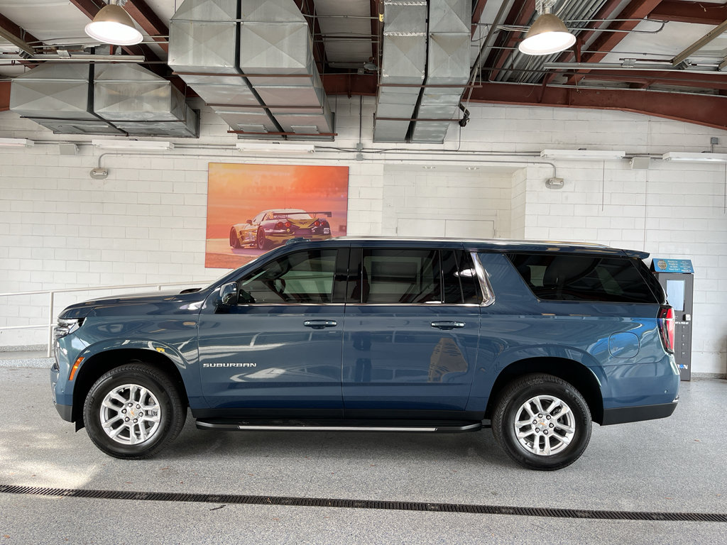 New 2026 Chevrolet Suburban LS w/ Max Trailering Package RWD image 5