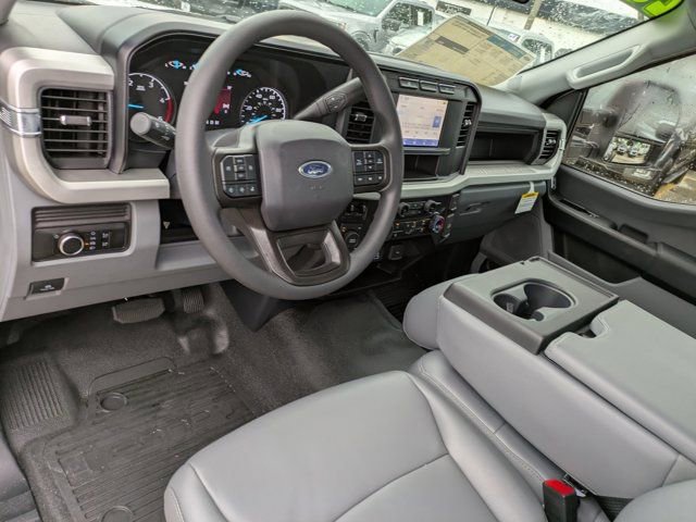 Certified 2024 Ford F550 4x4 Regular Cab Super Duty image 15