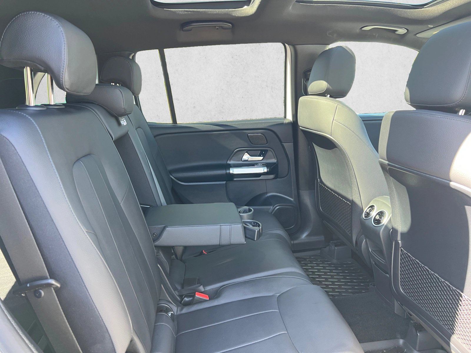 Certified 2026 Mercedes-Benz GLB 250 4MATIC image 25