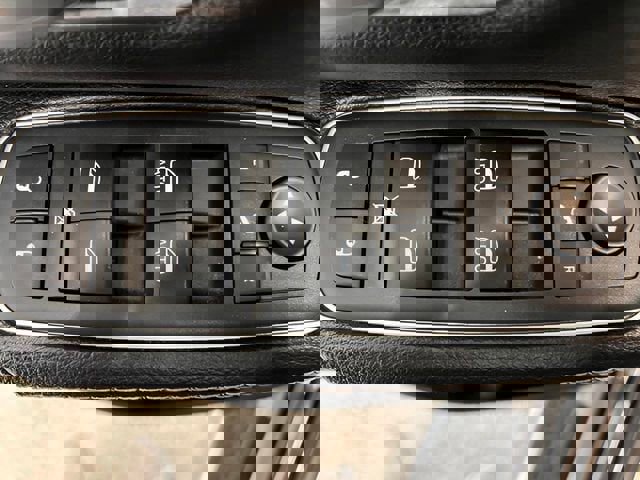 Used 2020 RAM 1500 Laramie image 16