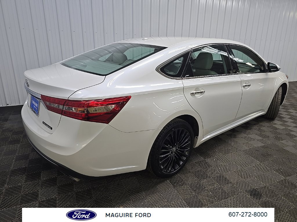 Used 2018 Toyota Avalon Touring w/ Carpet Mat Package FWD image 10