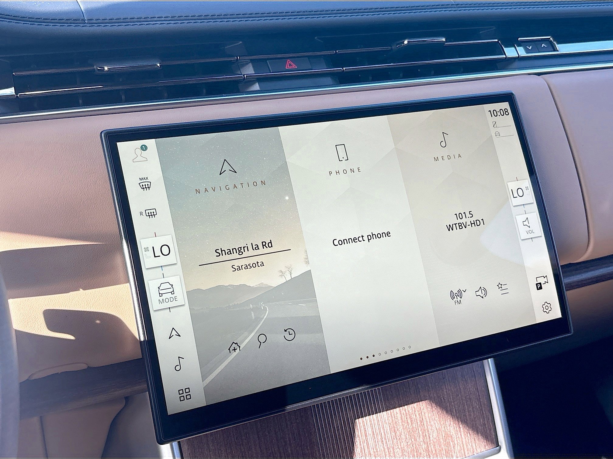 New 2026 Land Rover Range Rover Long Wheelbase Autobiography image 34