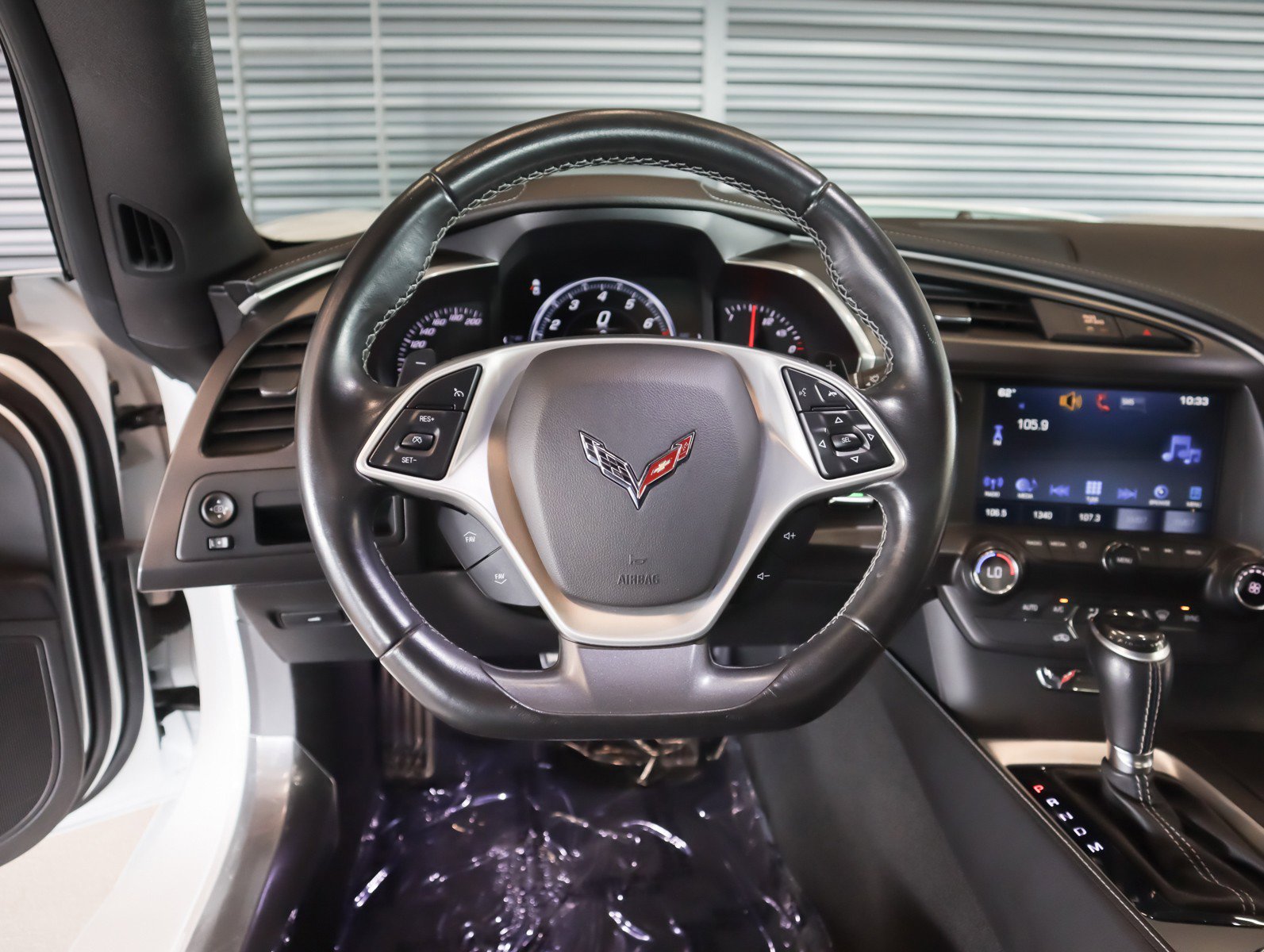 Used 2019 Chevrolet Corvette Stingray Coupe w/ 1LT image 13