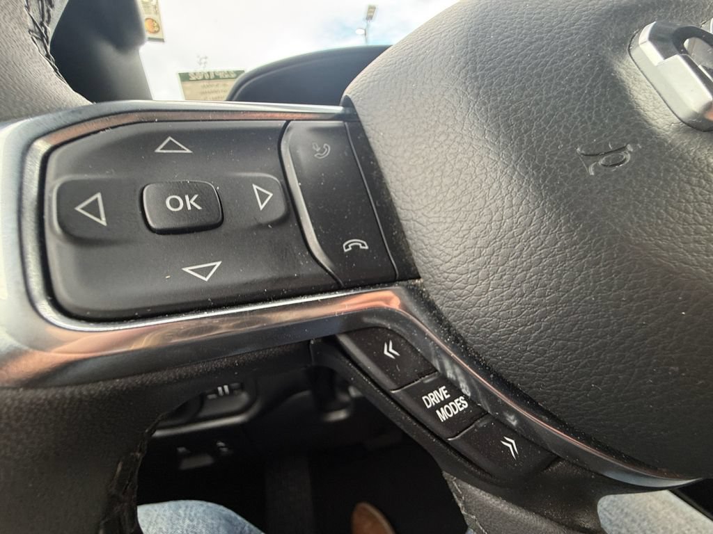 Used 2026 RAM 1500 Laramie AWD/4WD image 16