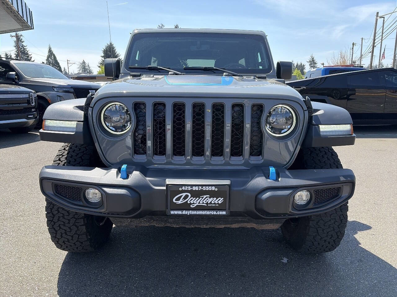 Used 2023 Jeep Wrangler Unlimited Rubicon 4xe AWD/4WD image 17