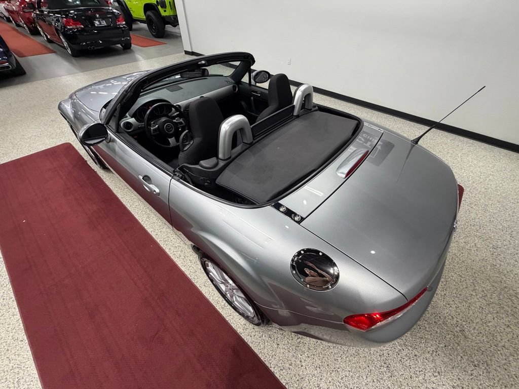 Used 2011 MAZDA MX-5 Miata Sport RWD image 25