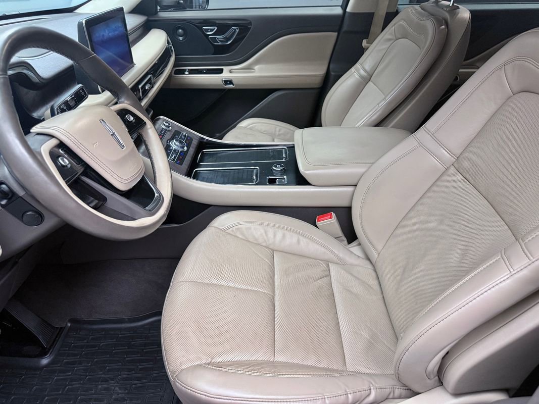 Used 2021 Lincoln Aviator Reserve w/ Equipment Group 201A image 9