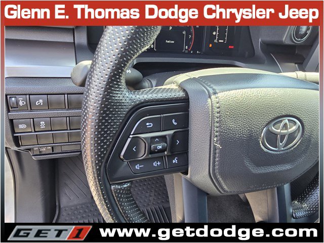 Used 2025 Toyota Tacoma SR5 AWD/4WD image 24