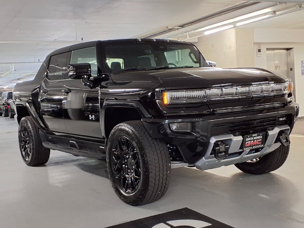 New 2026 GMC Hummer EV 4x4 Crew Cab w/ LPO, Storage Package image 3