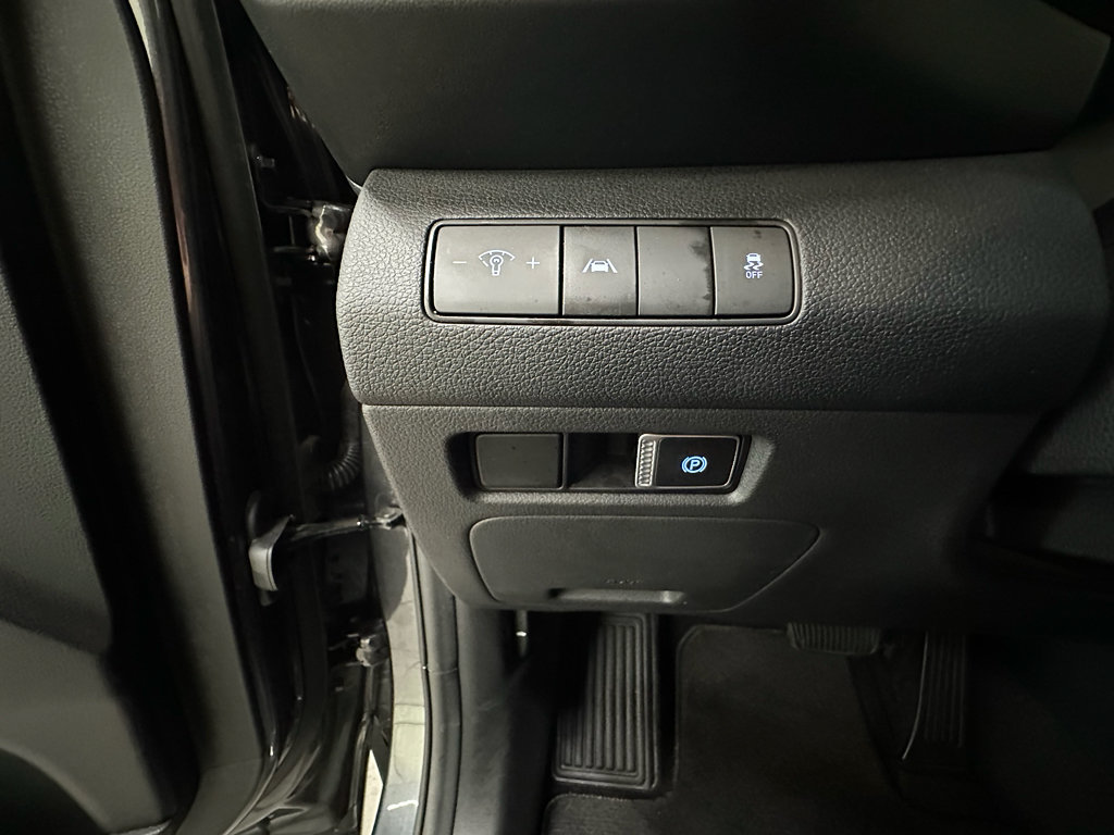 Used 2023 Hyundai Santa Fe SE AWD/4WD image 23