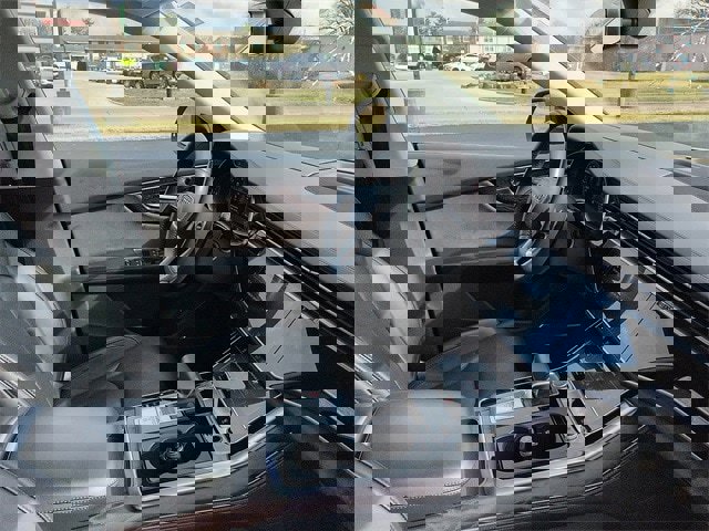 Used 2019 Audi Q8 Prestige w/ Luxury Package image 10