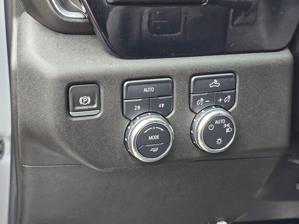 Used 2025 GMC Sierra 1500 SLE AWD/4WD image 24