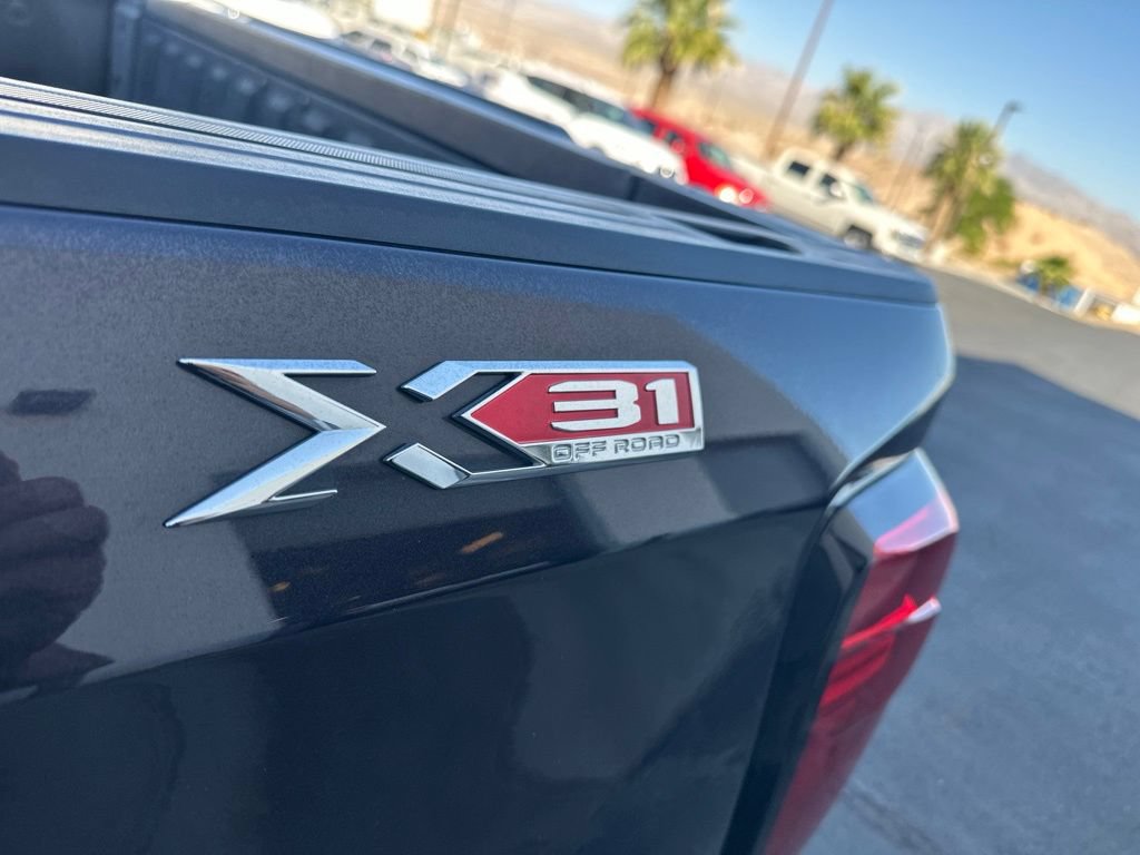 Used 2022 GMC Sierra 1500 Elevation AWD/4WD image 16