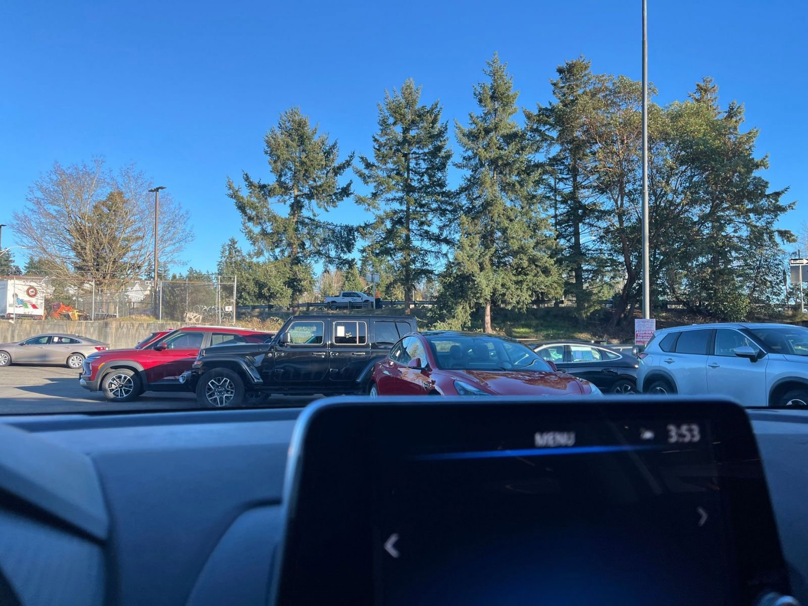 Used 2025 Nissan Sentra SV image 17