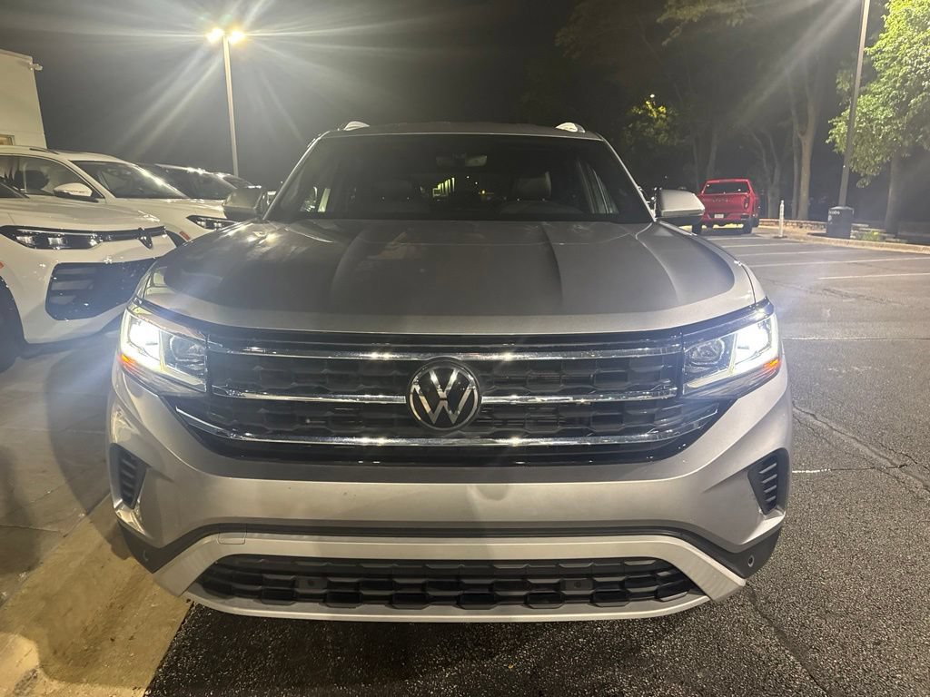 Used 2023 Volkswagen Atlas Cross Sport SE AWD/4WD image 9