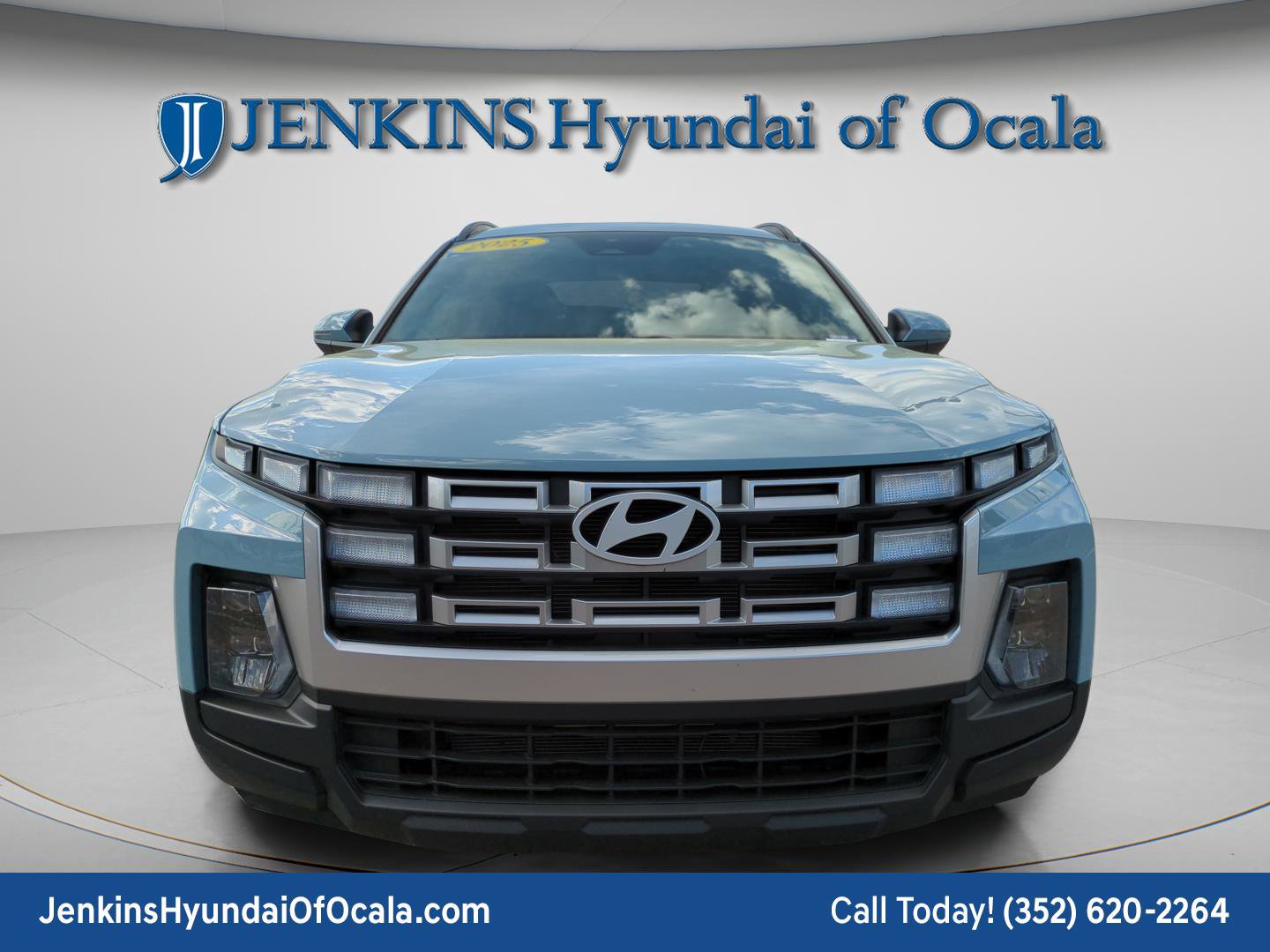 Certified 2025 Hyundai Santa Cruz SEL image 8