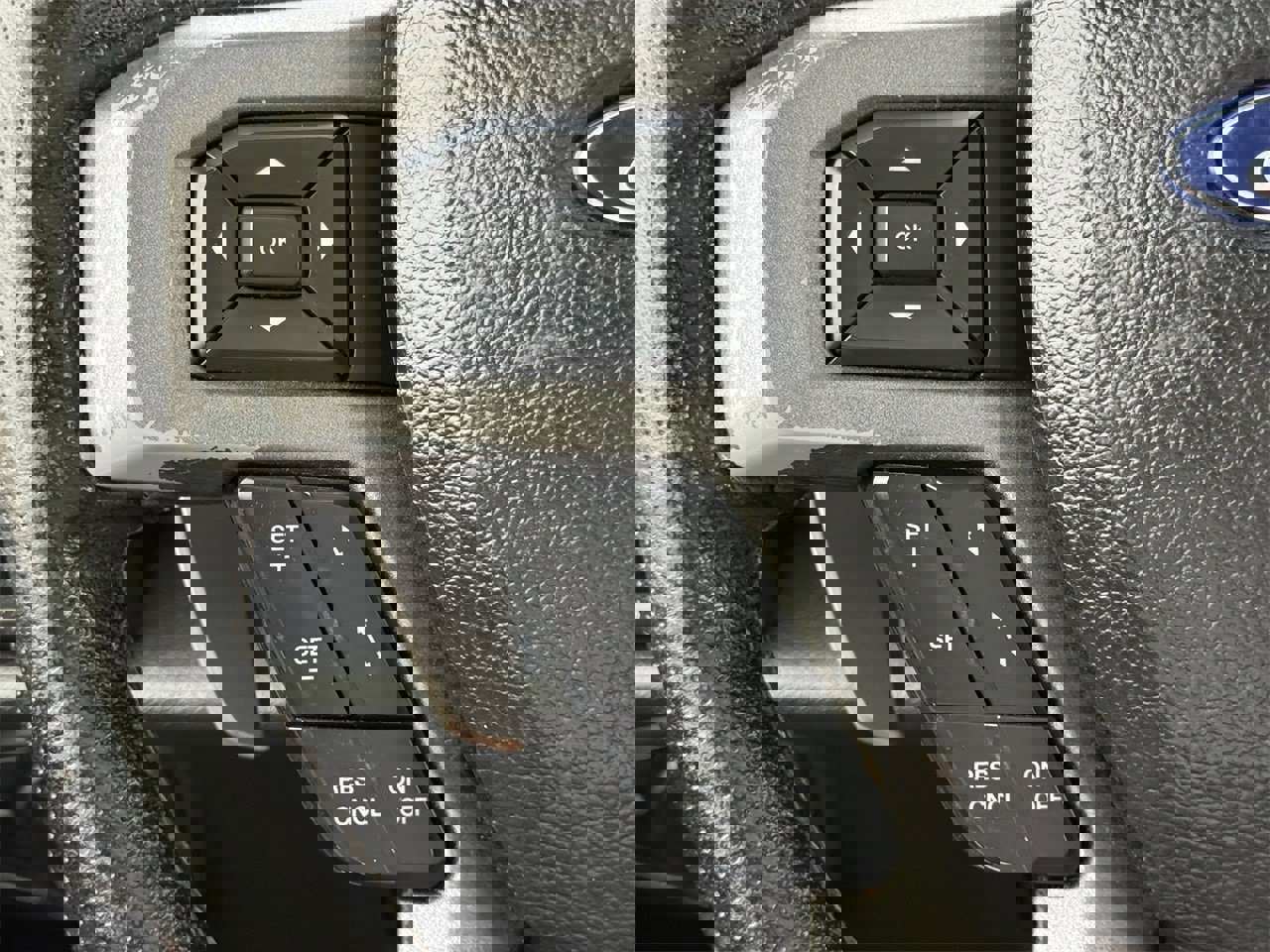 Used 2017 Ford F150 Raptor w/ Equipment Group 802A Luxury image 13