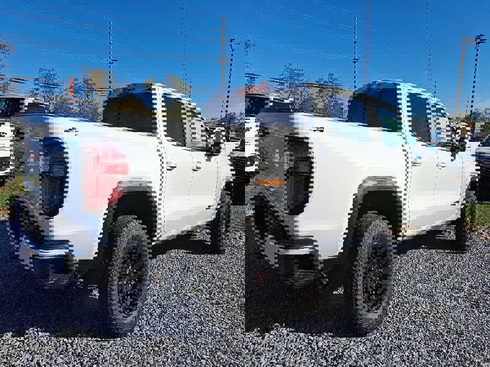 New 2026 GMC Canyon Elevation w/ Convenience Package image 4