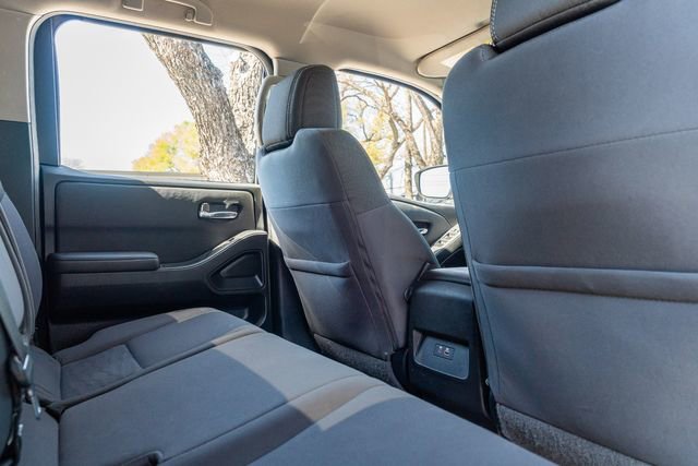 Used 2022 Nissan Frontier SV image 42