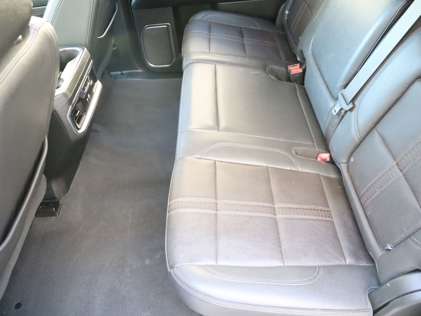 Used 2023 Chevrolet Silverado 1500 High Country w/ High Country Premium Package image 46