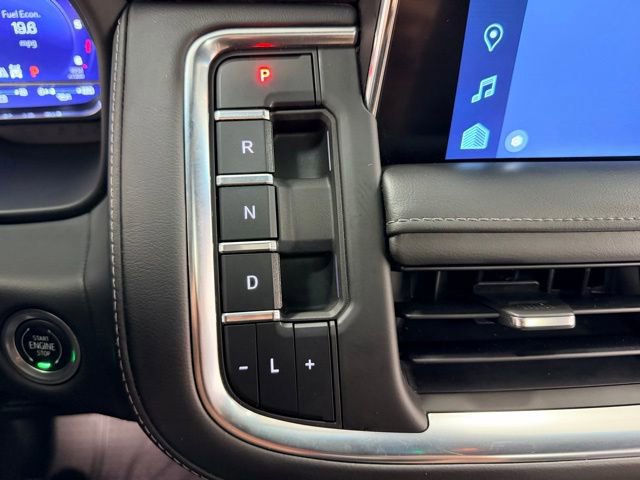 Used 2022 Chevrolet Suburban LT AWD/4WD image 18
